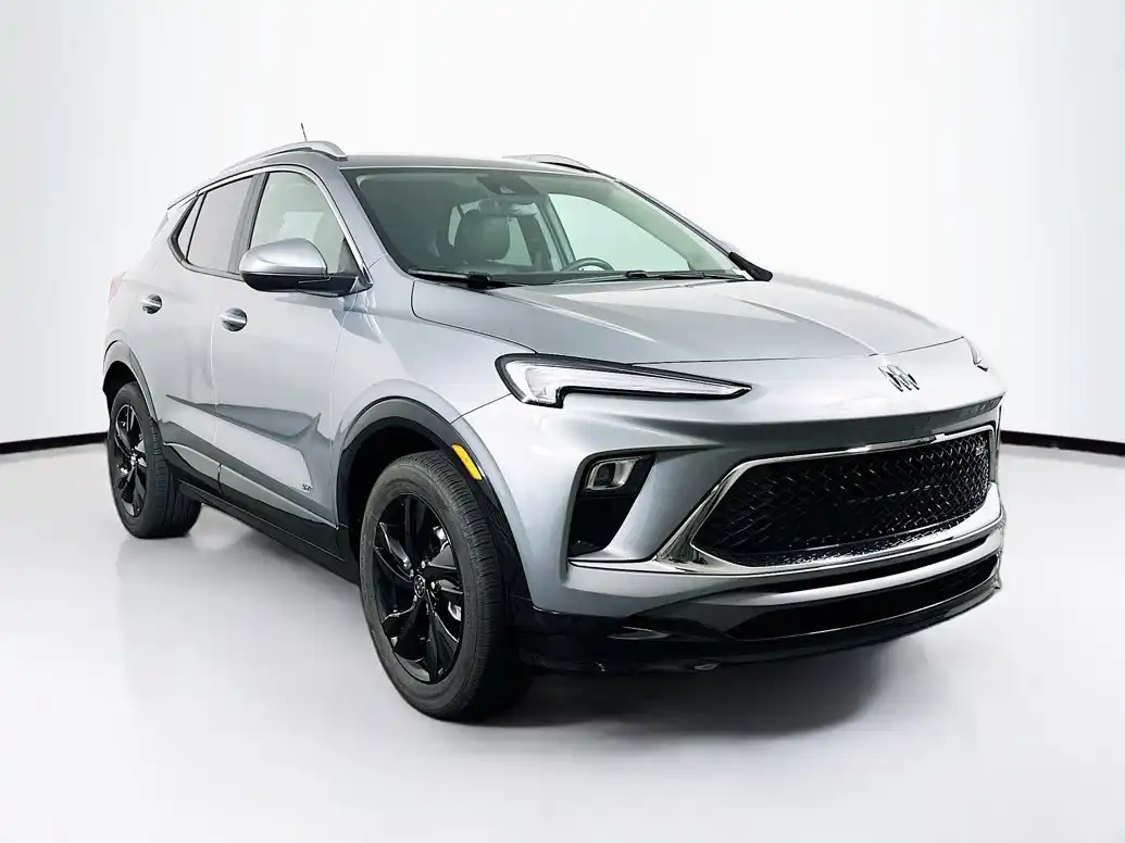 2025 Buick Encore GX Sport Touring's photo