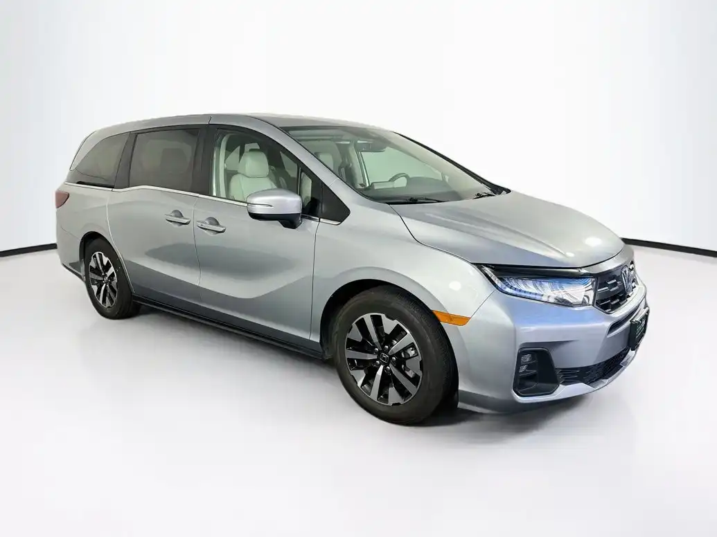 2025 Honda Odyssey EX-L RL6H6SJNW's photo