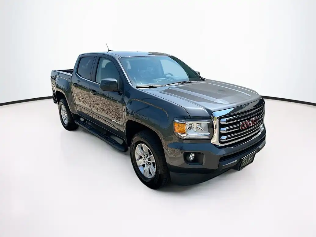 2017 GMC Canyon 4WD SLE Crew Cab Short Box's photo