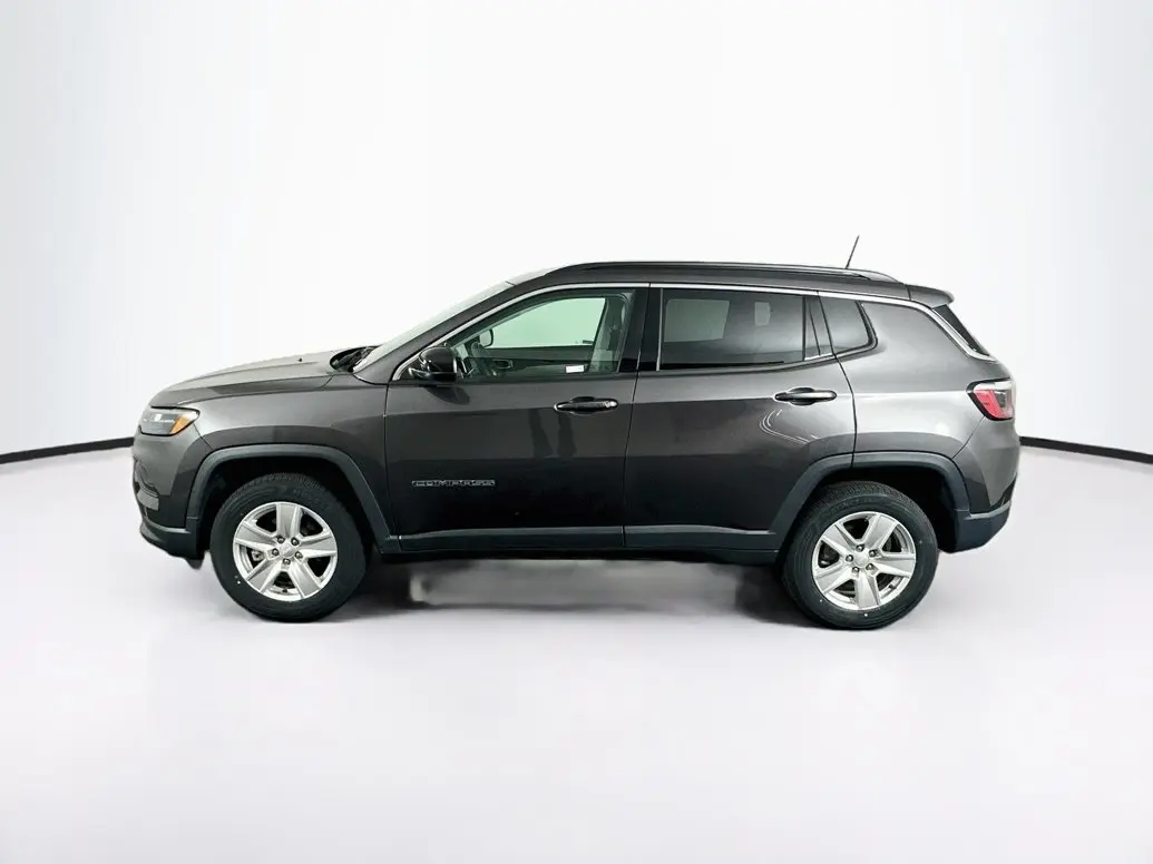 2022 Jeep Compass Latitude 4WD photo 4