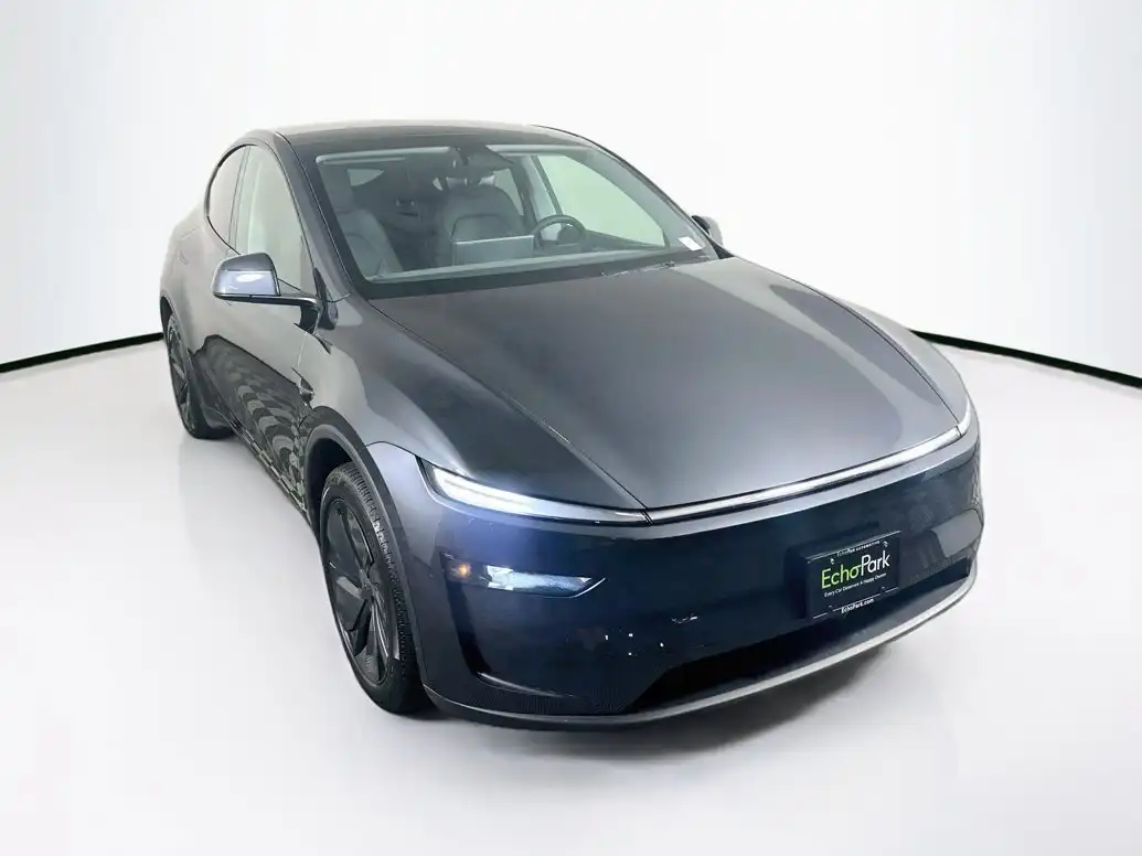 2026 Tesla Model Y Premium Rear Wheel Drive's photo