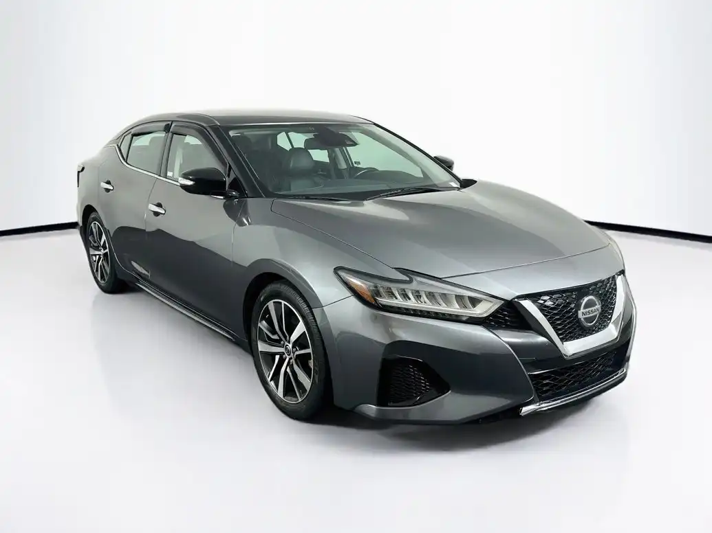 2020 Nissan Maxima SV's photo