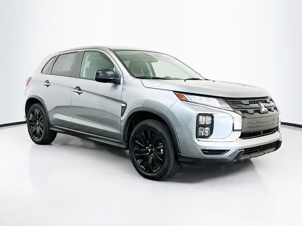 2025 Mitsubishi Outlander Sport 2.0 LE AWC CVT's photo