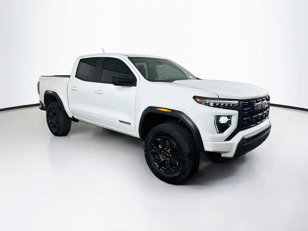 2025 GMC Canyon Elevation 2WD Crew Cab Short Box's photo
