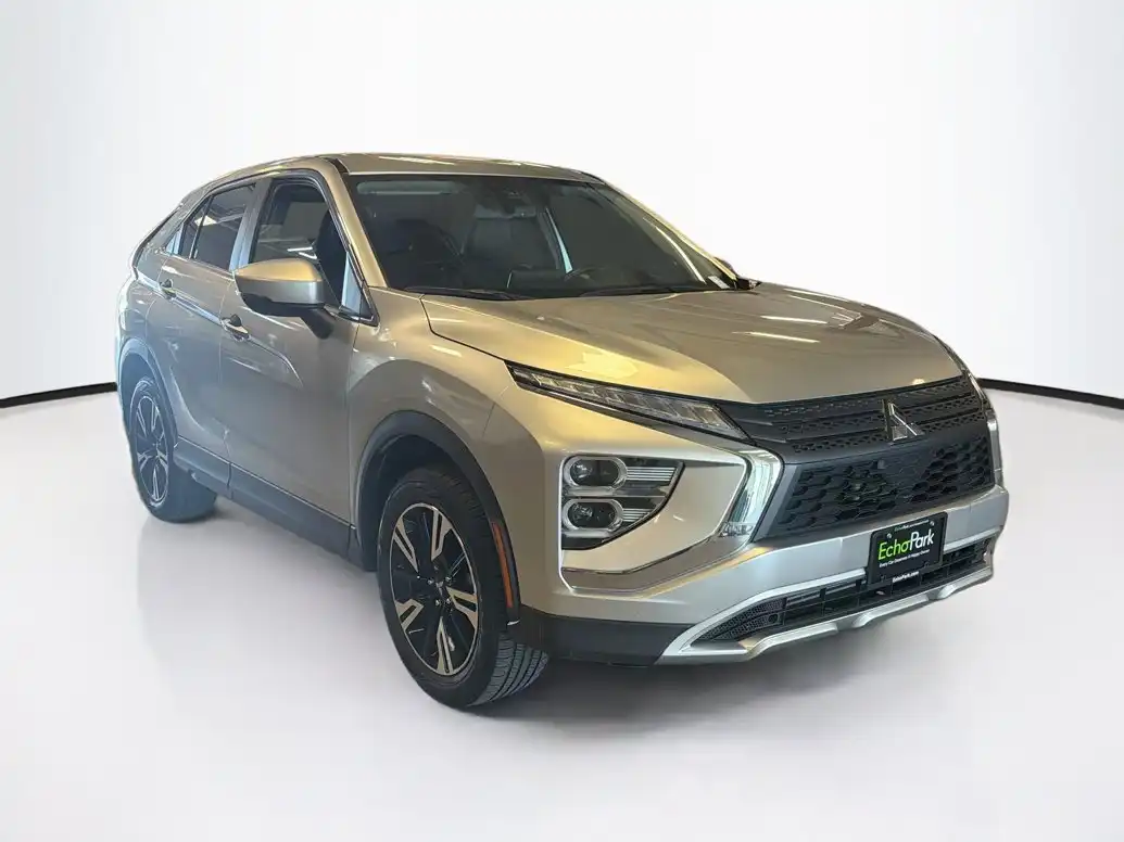 2025 Mitsubishi Eclipse Cross SE S-AWC's photo