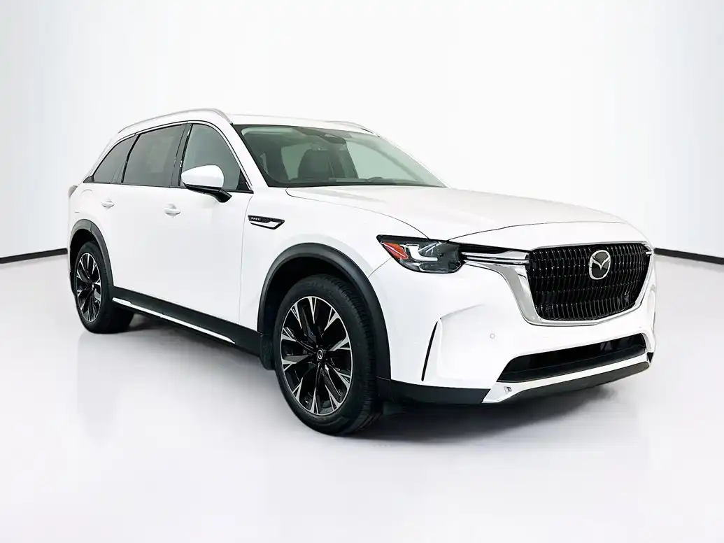 2024 Mazda CX-90 PHEV Premium Package's photo