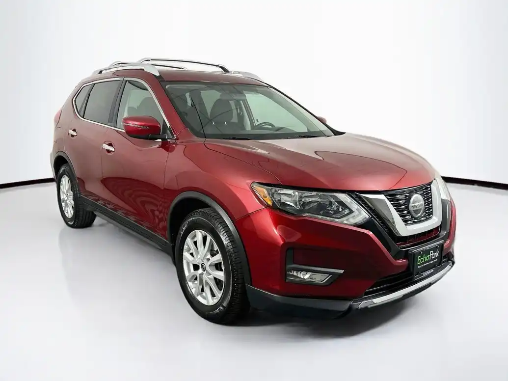 2018 Nissan Rogue SV FWD's photo