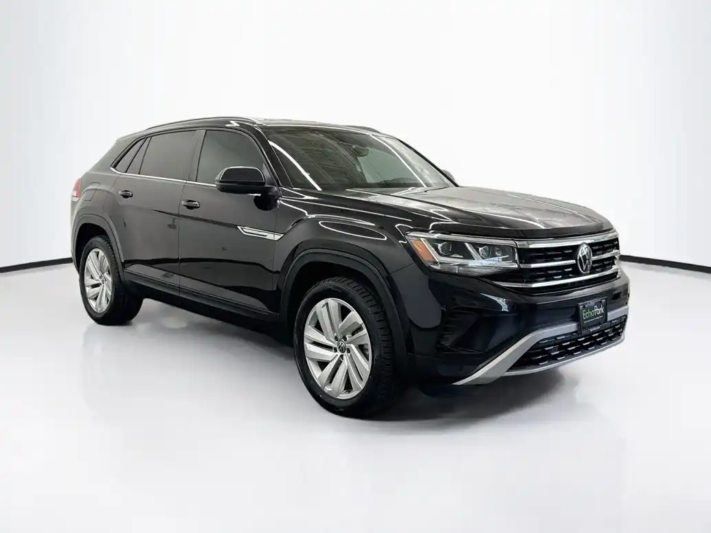 2021 Volkswagen Atlas Cross Sport 2.0T SE w/Tech's photo