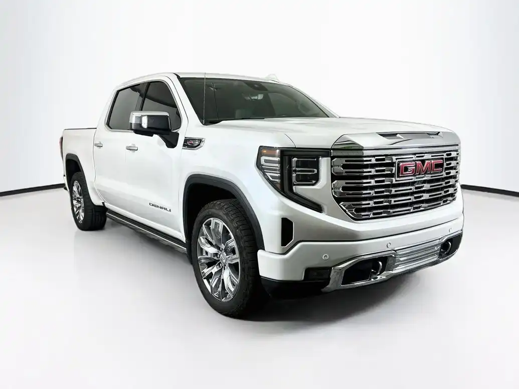 2024 GMC Sierra Denali 4WD Crew Cab Short Box's photo