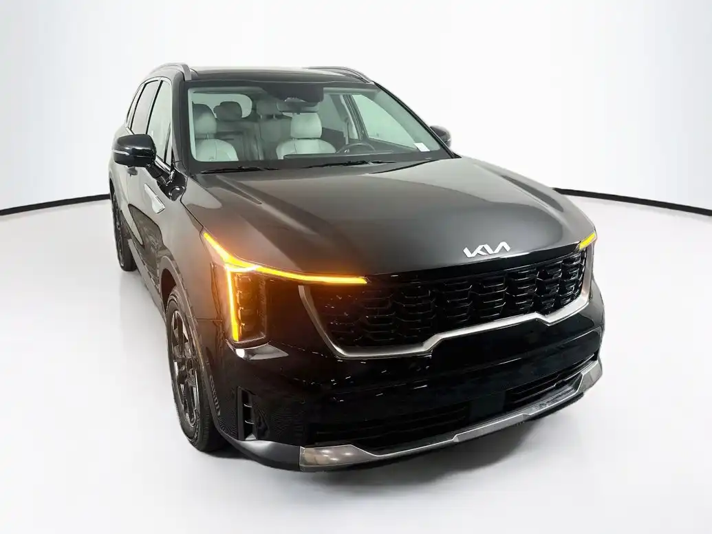 2024 Kia Sorento S Auto's photo