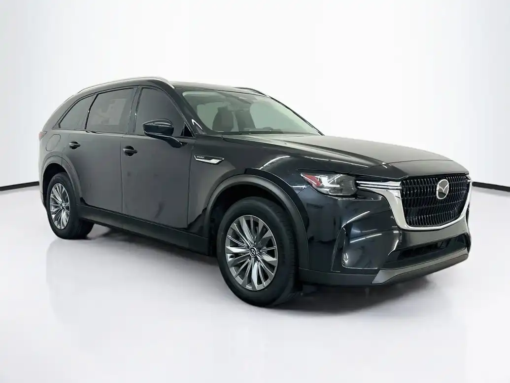 2024 Mazda CX-90 PHEV Preferred Package's photo