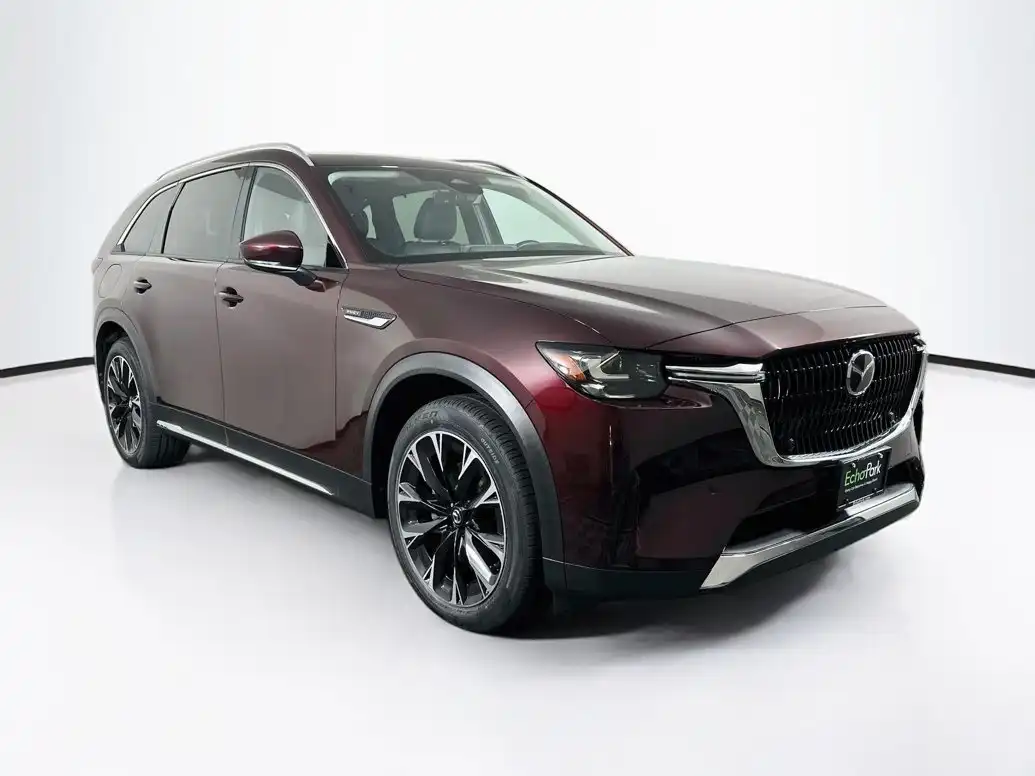 2024 Mazda CX-90 PHEV Premium Package's photo