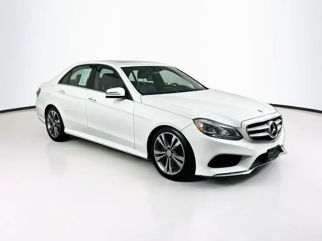 2016 Mercedes-Benz E-Class E350 Sport's photo