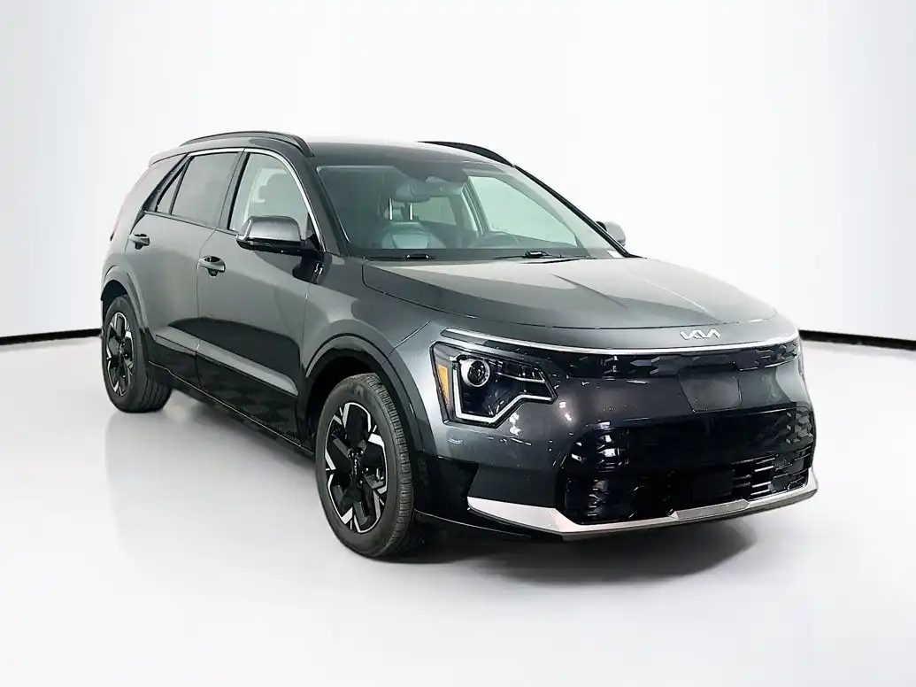 2023 Kia Niro Wind EV's photo