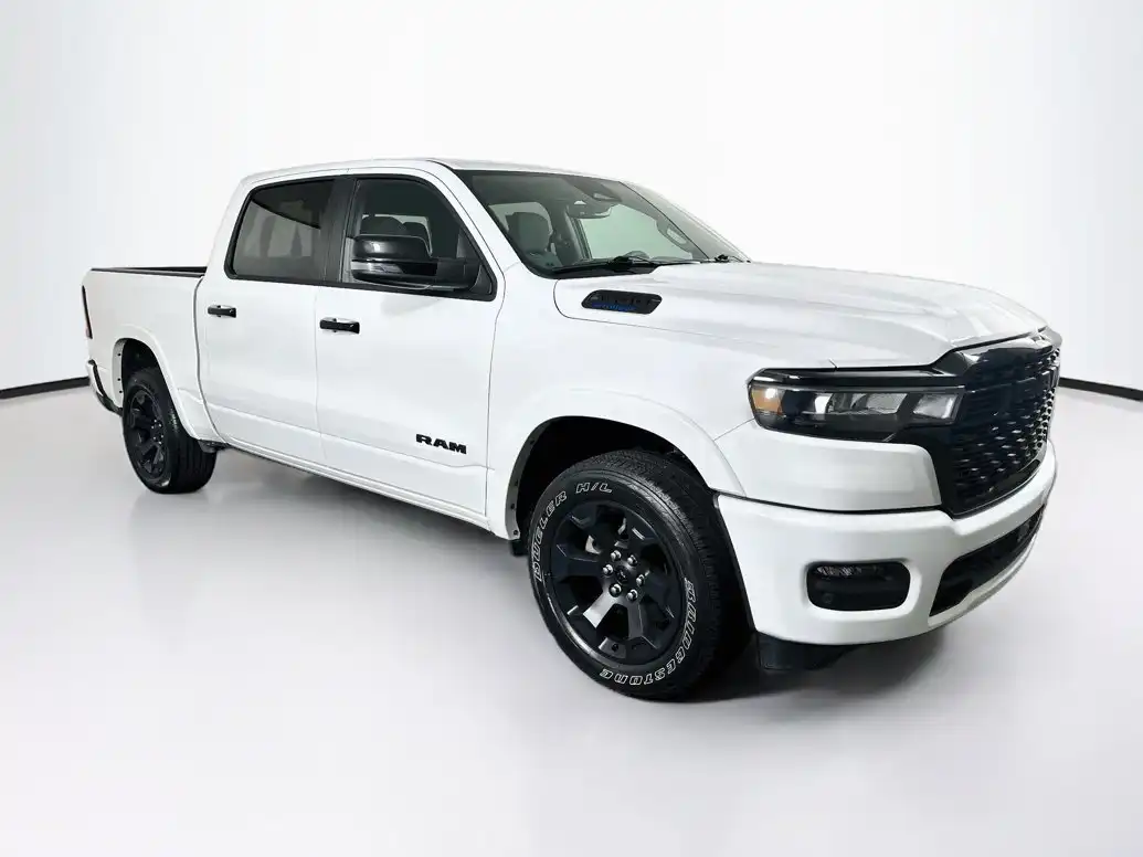 2025 RAM 1500 Big Horn/Lone Star 4WD Crew Cab 5'7's photo