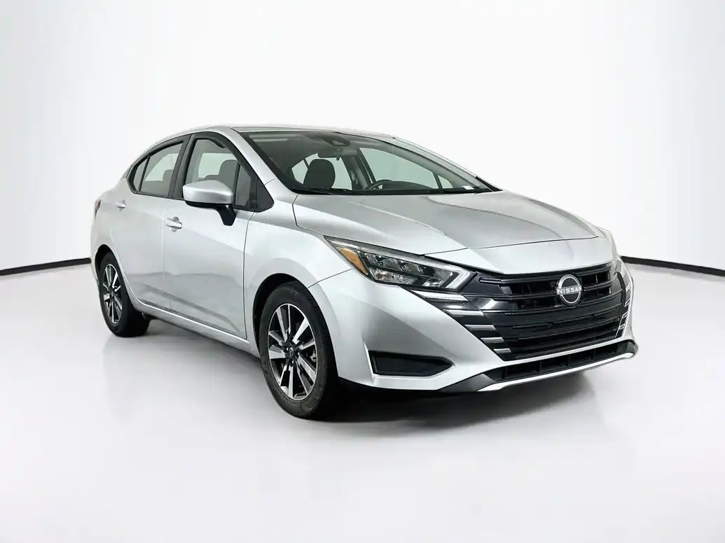 2025 Nissan Versa 1.6 SV CVT's photo