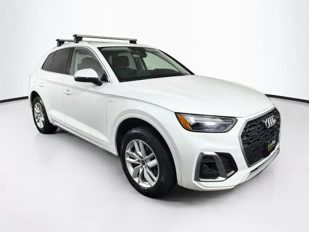 2023 Audi Q5 45 Premium's photo