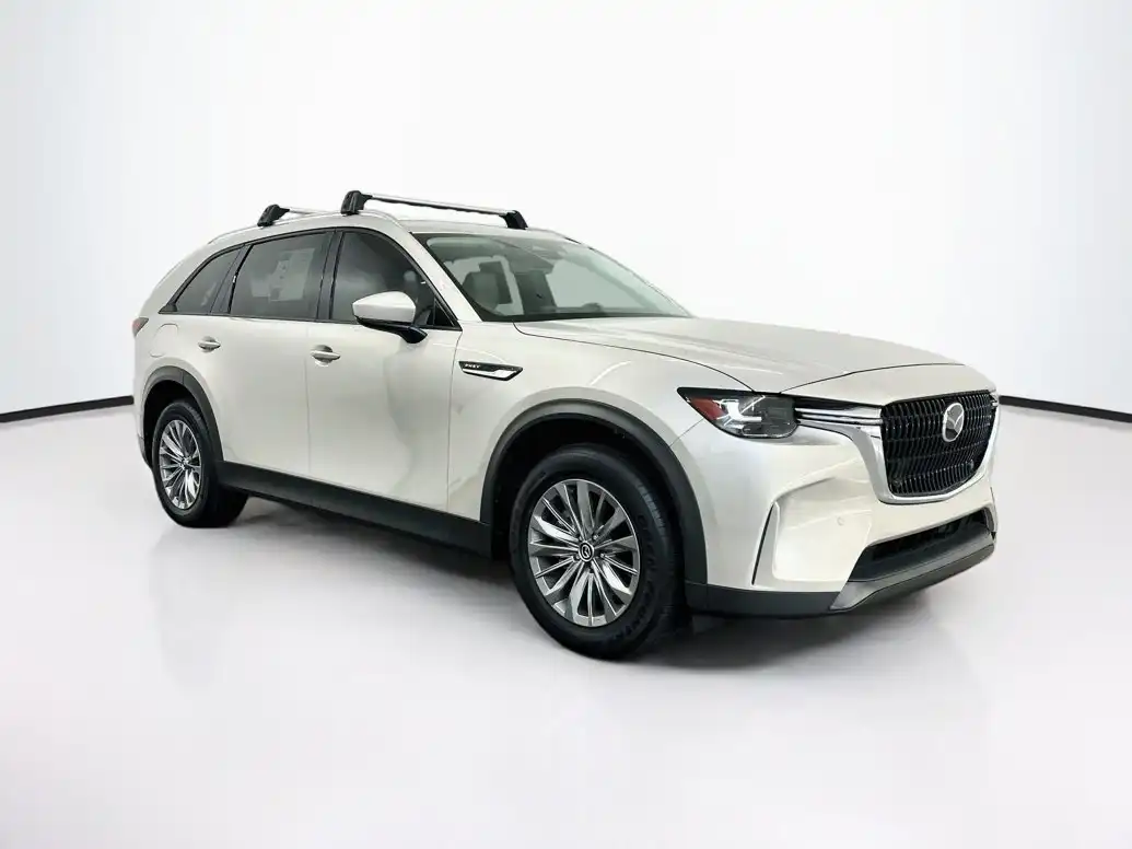 2025 Mazda CX-90 PHEV Preferred Package's photo