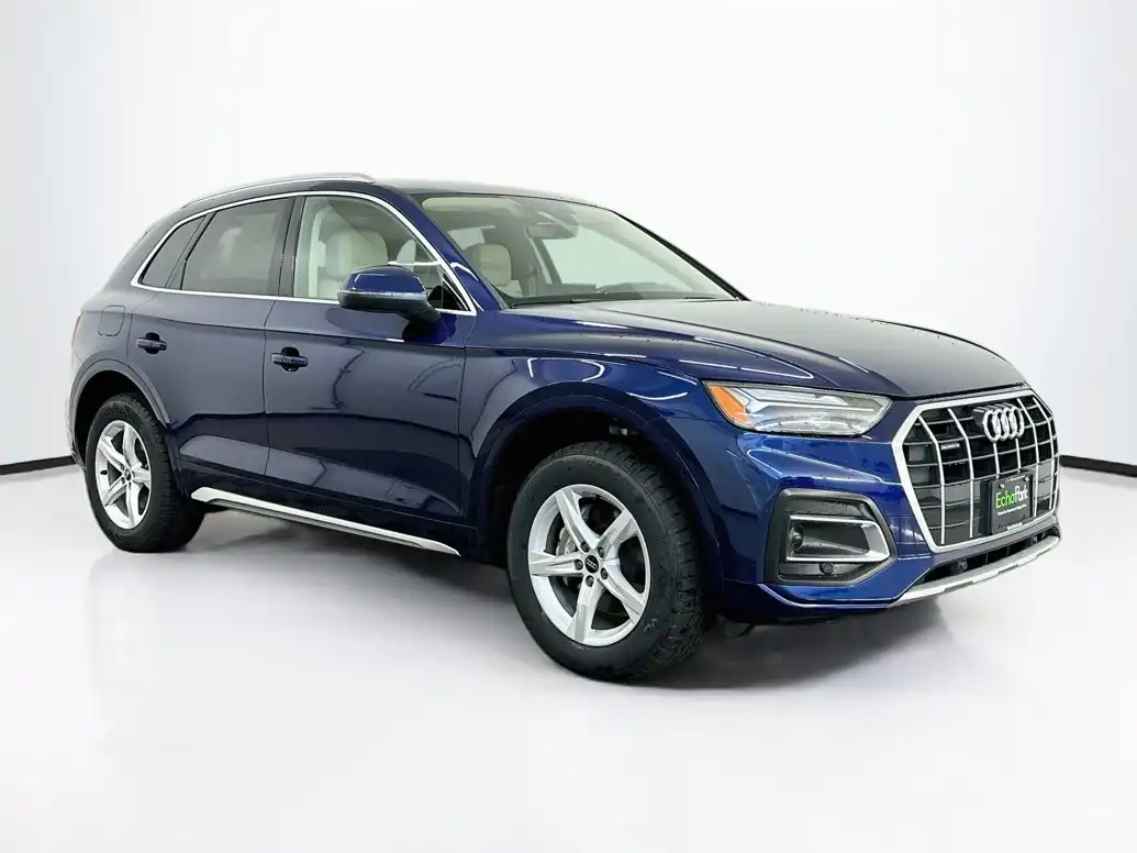 2023 Audi Q5 40 Premium's photo