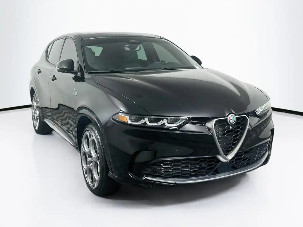 2024 Alfa Romeo Tonale TI's photo