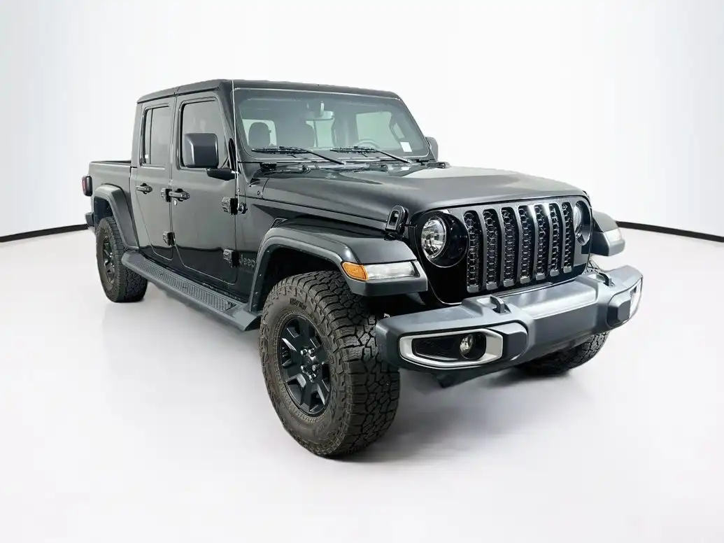 2023 Jeep Gladiator Sport S's photo
