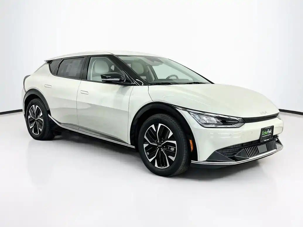 2024 Kia EV6 Wind AWD's photo