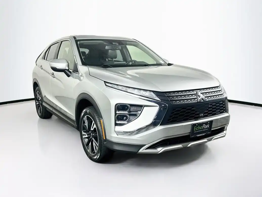 2024 Mitsubishi Eclipse Cross SE S-AWC's photo