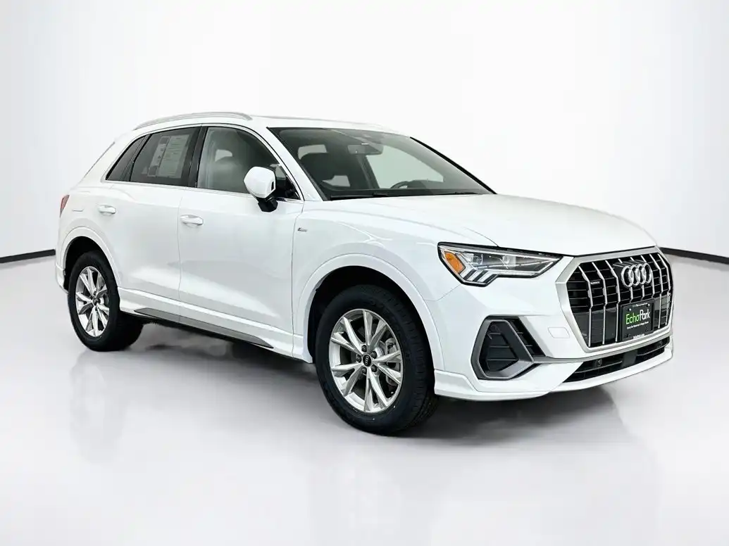 2024 Audi Q3 45 TFSI S Line Premium quattro's photo