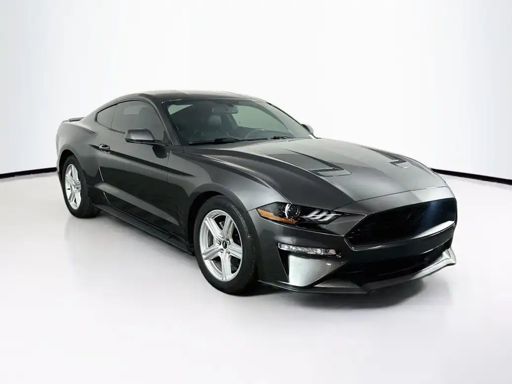 2018 Ford Mustang EcoBoost Coupe Premium's photo