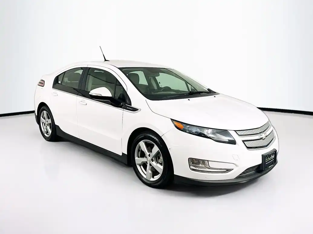 2013 Chevrolet Volt Base's photo