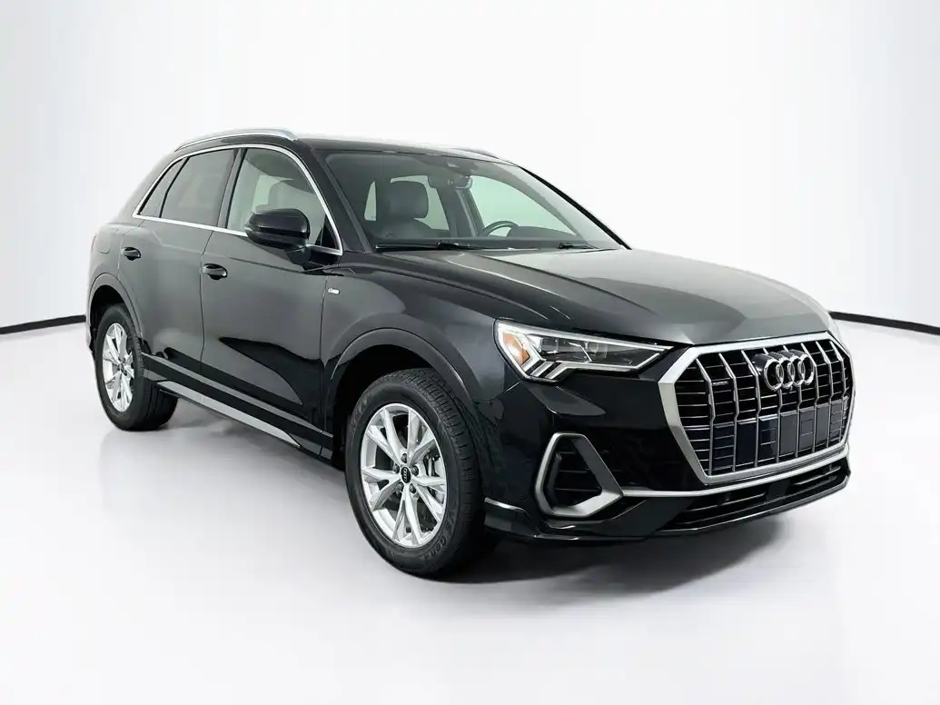 2022 Audi Q3 45 TFSI S Line Premium Plus quattro's photo