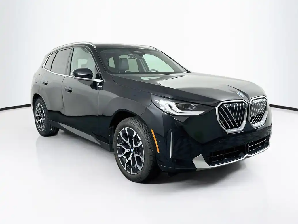 2026 BMW X3 30 XDRIVE's photo