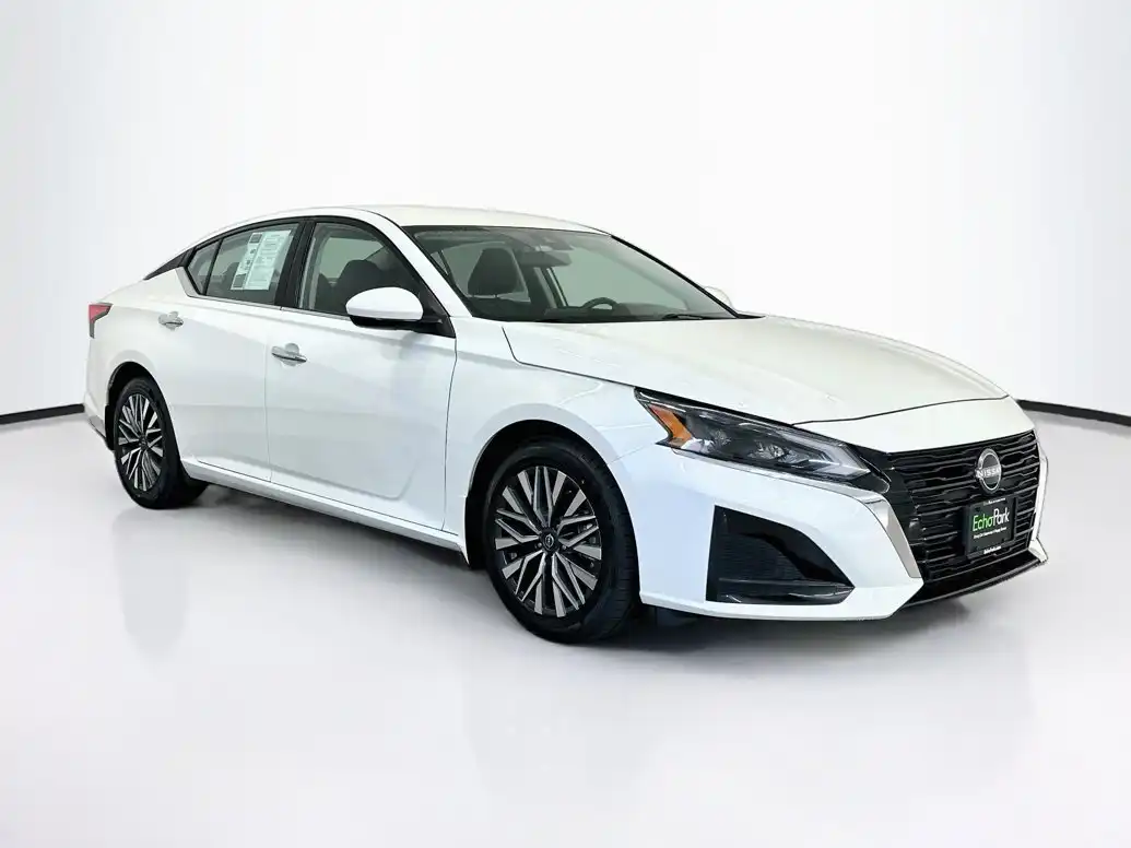 2023 Nissan Altima 2.5 SV's photo