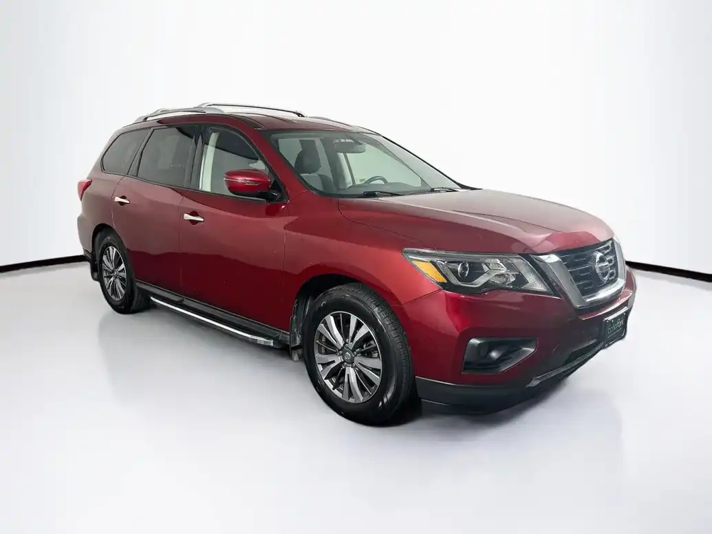 2019 Nissan Pathfinder SV 2WD's photo