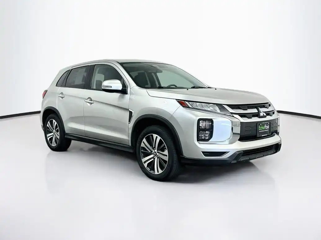 2024 Mitsubishi Outlander Sport 2.0 SE AWC CVT's photo