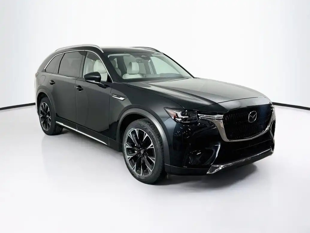2024 Mazda CX-90 PHEV Premium Package's photo