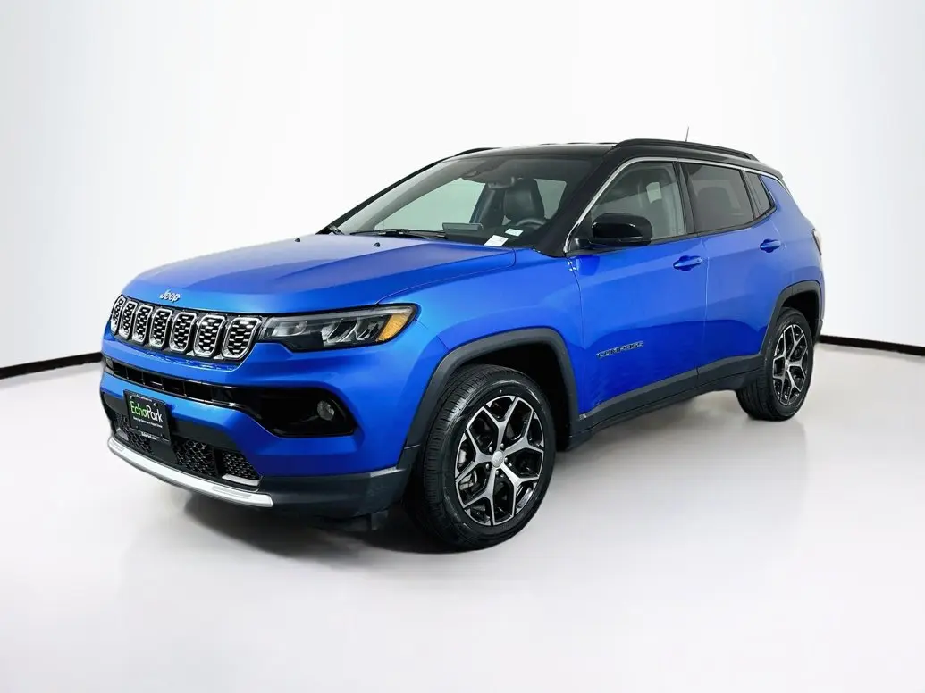 2024 Jeep Compass Limited 4X4 photo 3