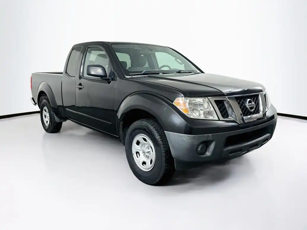 2016 Nissan Frontier 2.5 S King Cab 4X2 AT's photo