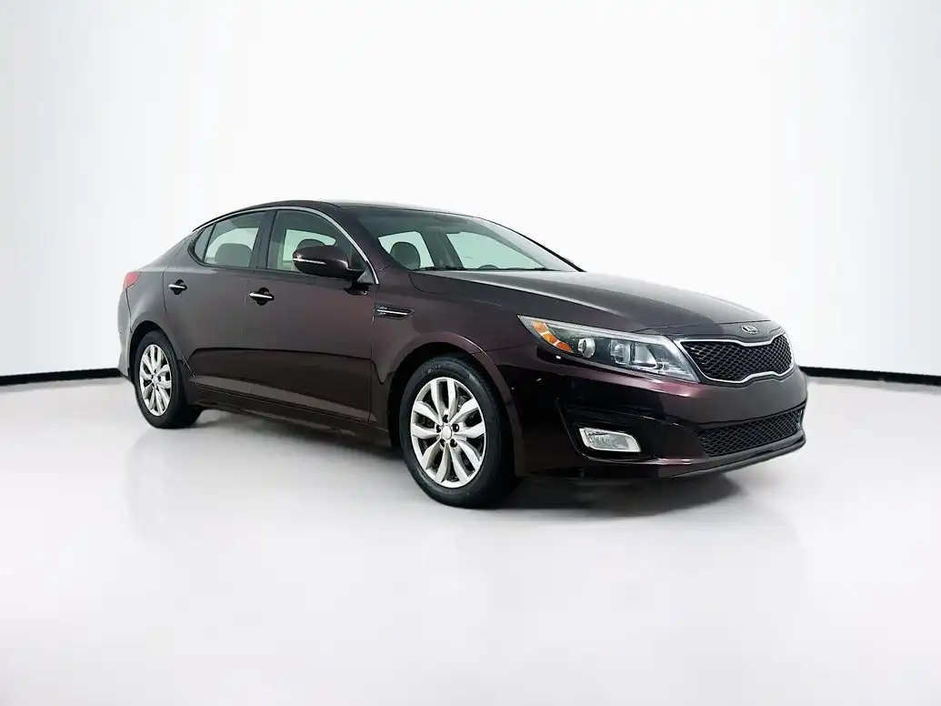 2015 Kia Optima LX AT's photo