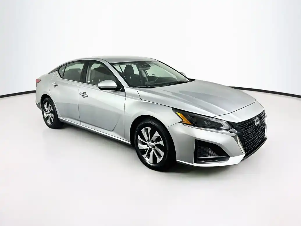 2023 Nissan Altima 2.5 S's photo