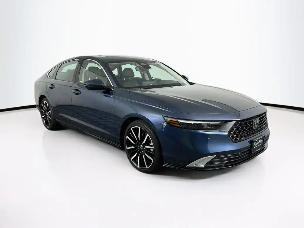 2024 Honda Accord Hybrid Touring's photo