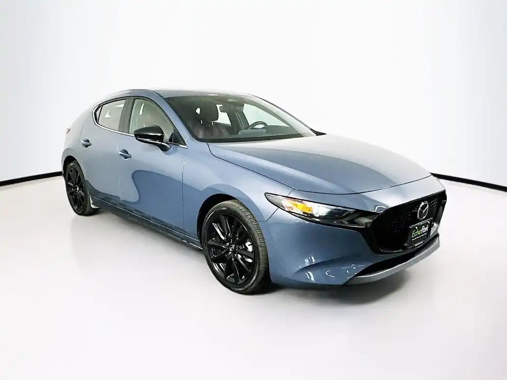 2026 Mazda CX-3 2.5 Carbon Ed. AT 5-Door SKYACTIV AWD's photo
