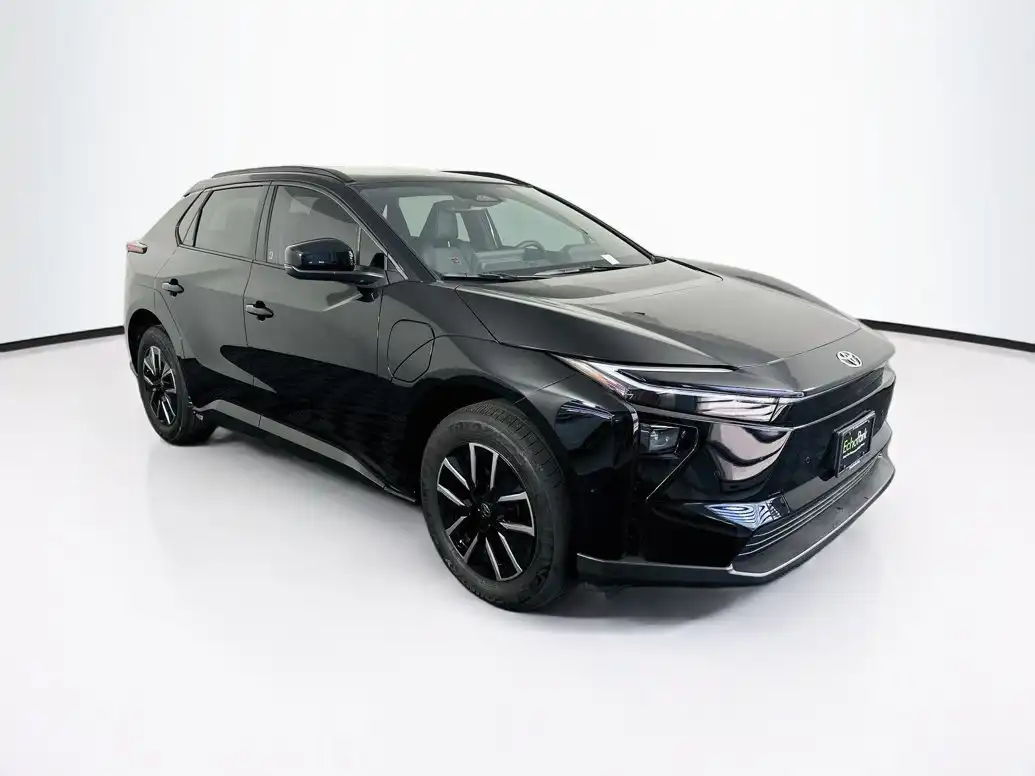 2026 Toyota bZ4X XLE FWD Plus's photo