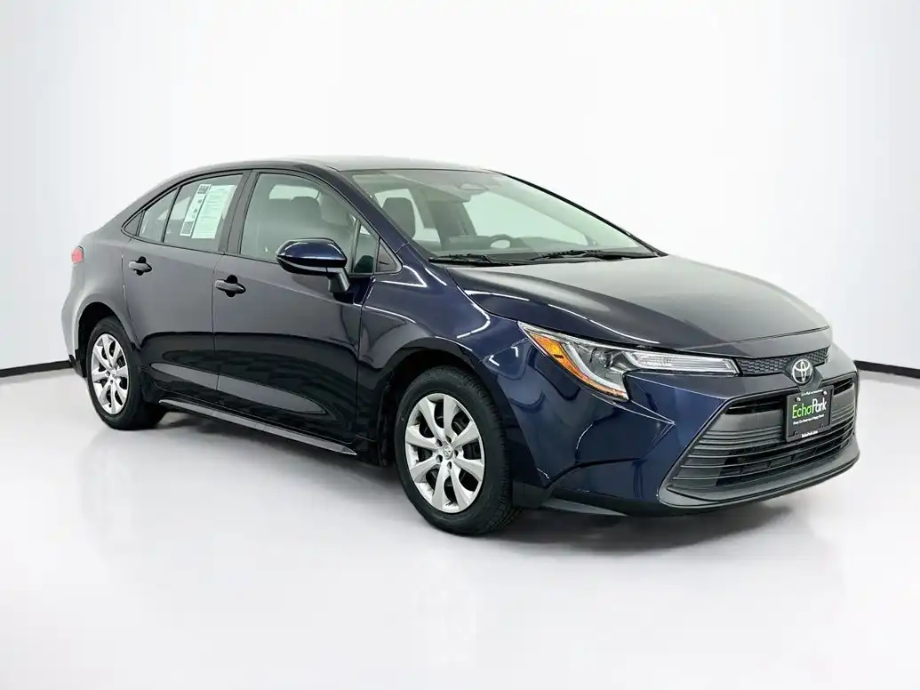 2024 Toyota Corolla LE CVT's photo