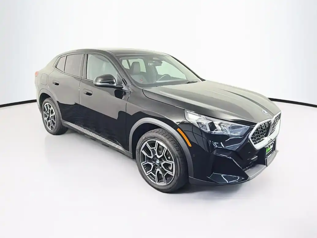 2026 BMW X2 xDrive28i's photo