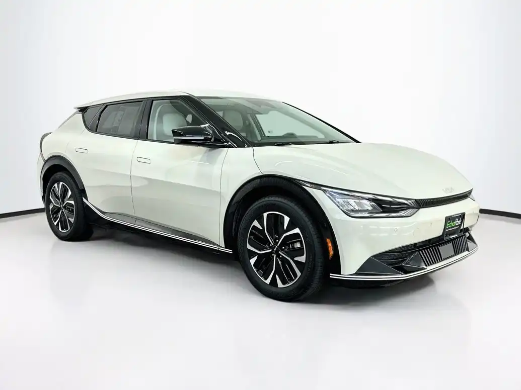 2024 Kia EV6 Wind AWD's photo