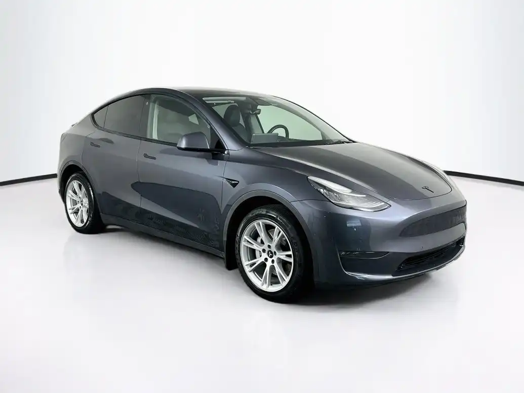 2022 Tesla Model Y Long Range Dual Motor AWD's photo