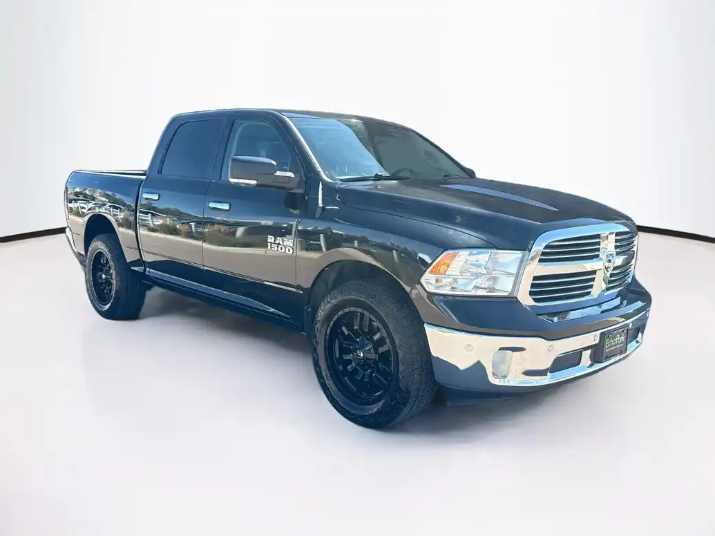 2018 RAM 1500 Big Horn 4WD Crew Cab 5'7's photo