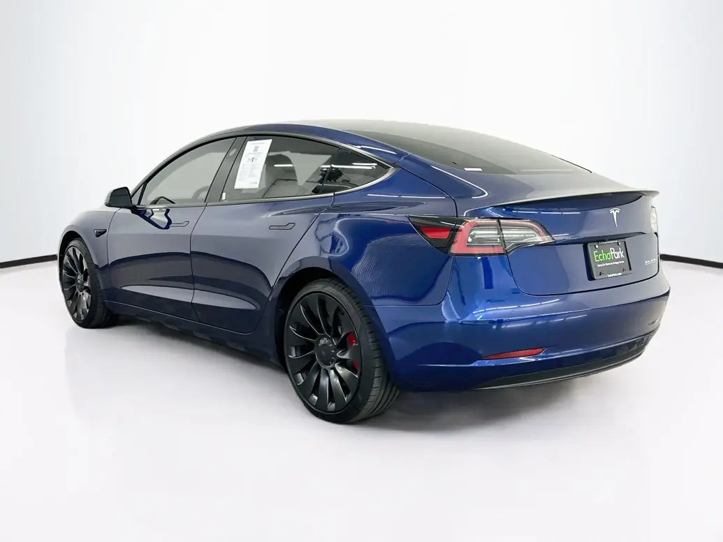 2023 Tesla Model 3 Performance photo 5