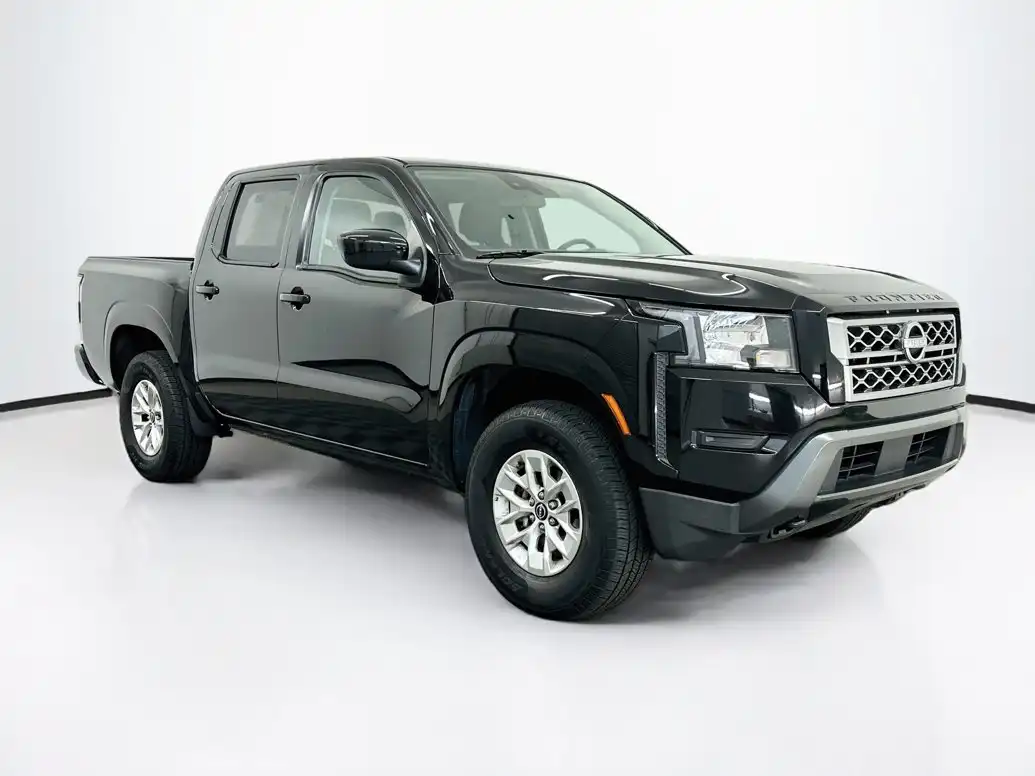 2024 Nissan Frontier SV Crew Cab 4WD SWB's photo